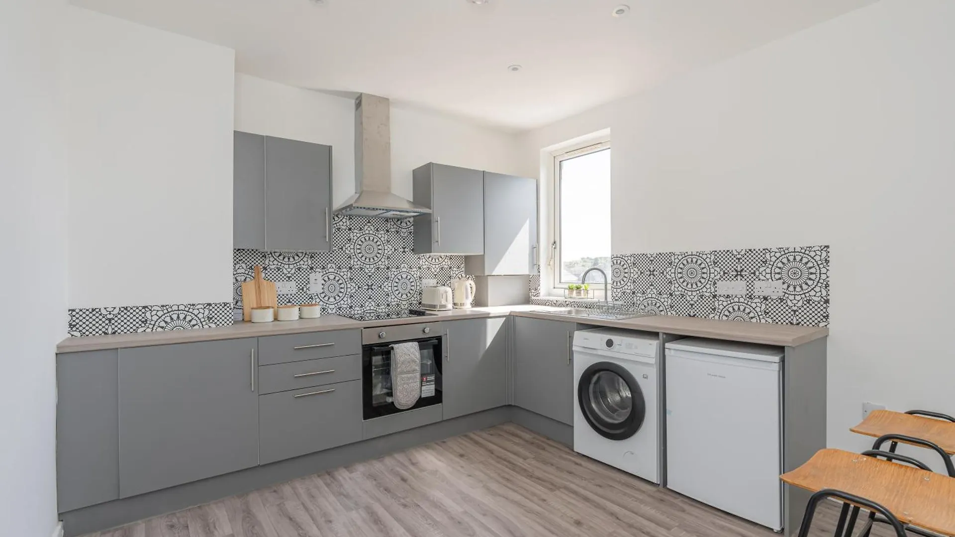 Spacious 3 Bed Flat- Free Parking Edinburgh & Fife Inverkeithing 0*,  United Kingdom