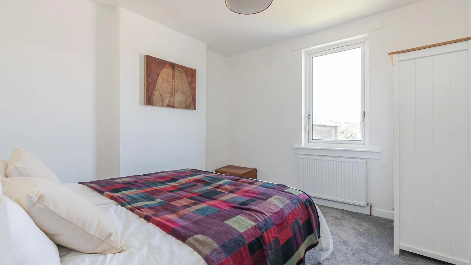 Spacious 3 Bed Flat- Free Parking Edinburgh & Fife Inverkeithing Apartment