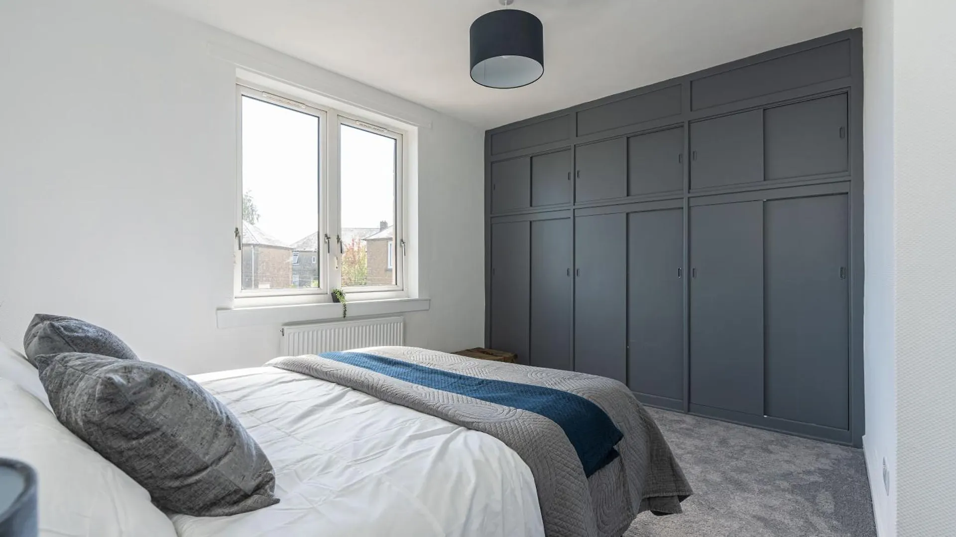 Apartment Spacious 3 Bed Flat- Free Parking Edinburgh & Fife Inverkeithing